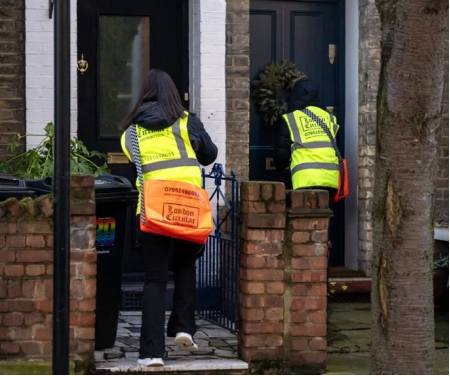 leaflet distribution